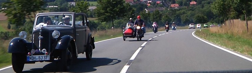 Bild: Der Ost-Klassikerclub Wolkramshausen startete zum Nordh&auml;user Altstadtfest wieder zu seiner Harzreise