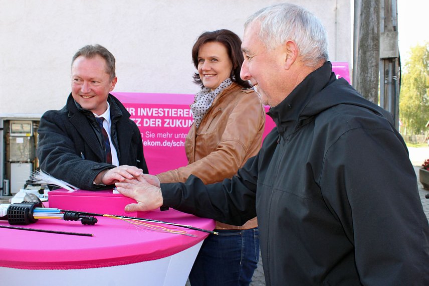 Bild: Mega schnelles Netz f&uuml;r Wasserthaleben