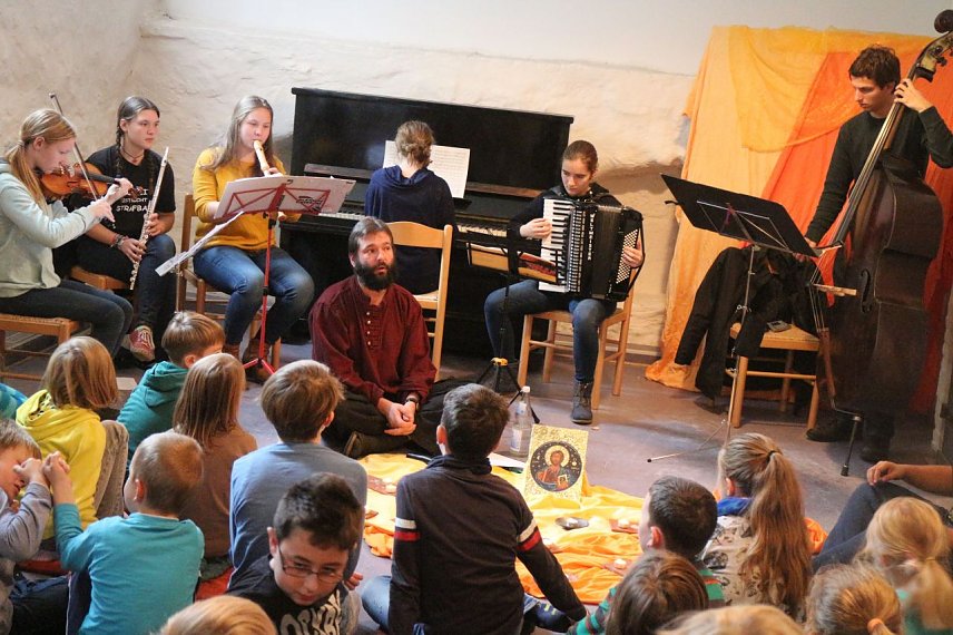 Bild: Musik und Geschichten geh&ouml;ren auch zu den Handwerkertagen