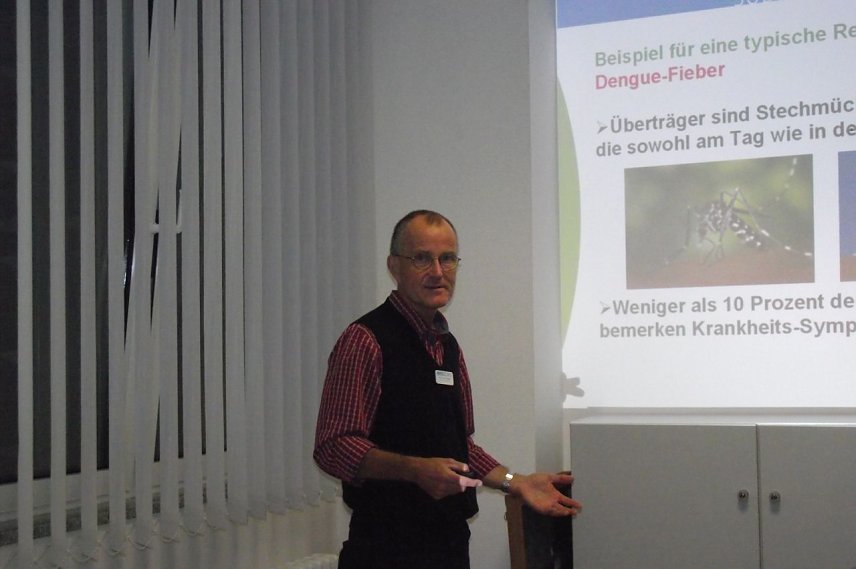 Bild: Aktuelle Nordh&auml;user F&auml;lle von Reiseinfektionen referierte gestern Abend Professor Dr.med Reinhard Kappe
