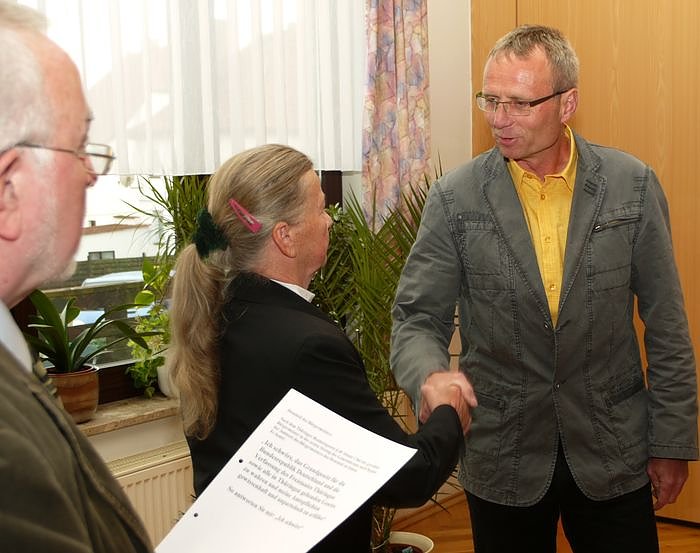Bild: Diensteid wird abgelegt