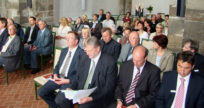 Bild: Auditorium in der Frauenberg-Kirche