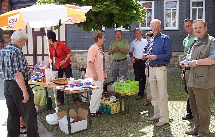 Bild: Wahlkampf vor Ort