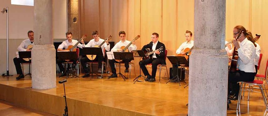 Bild: Gitarrenspiel vom Feinsten