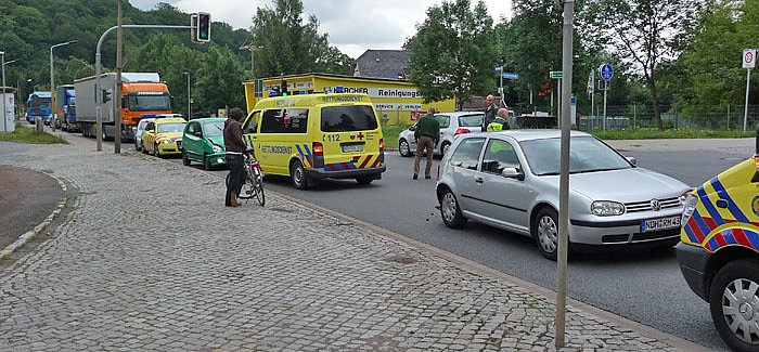 Bild: Unfall auf der B4