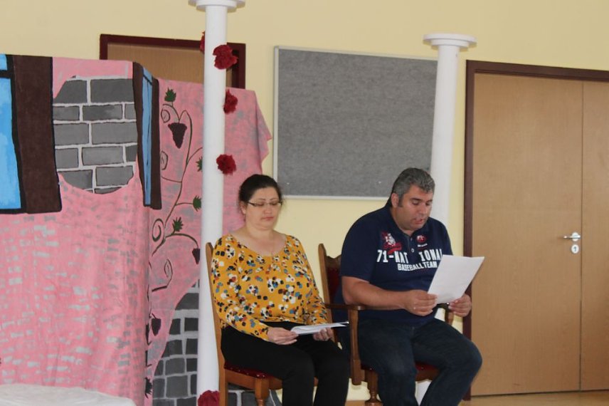 Bild: Vorlesen, Tanz und Theater