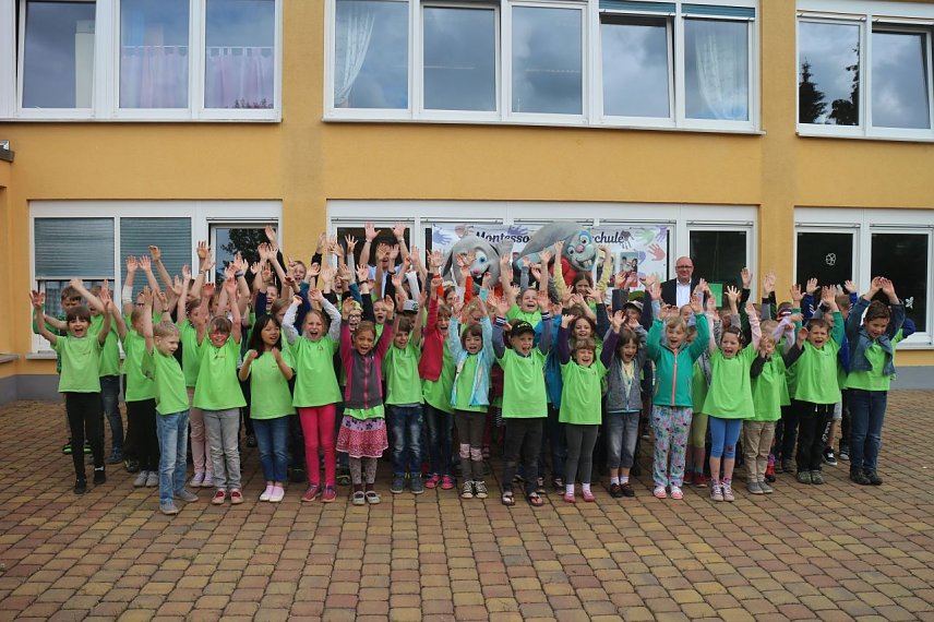 Bild: Die Kinder der Montessori-Grundschule konnte ihren Titel als schnellste Grundschule des Kreises verteidigen