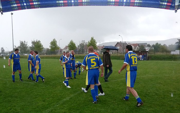 Bild: Promi-Kick