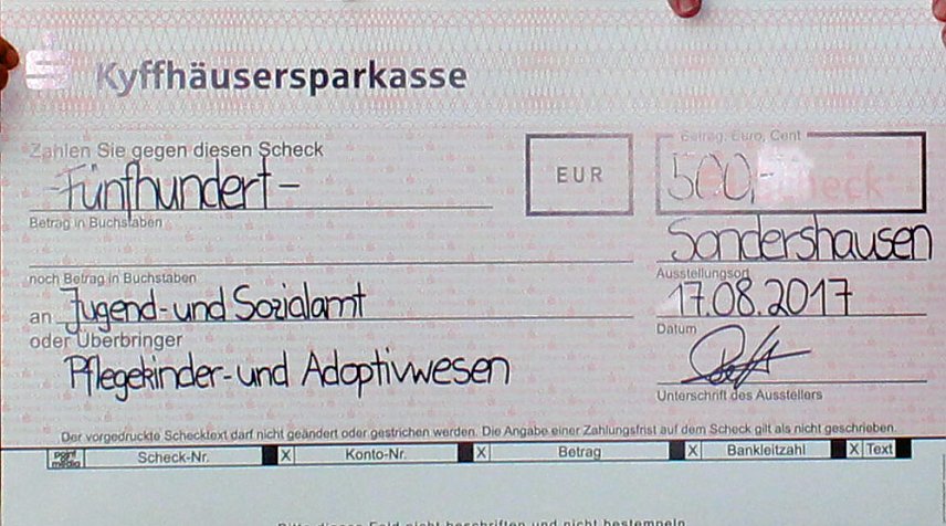 Bild: Spendenscheck