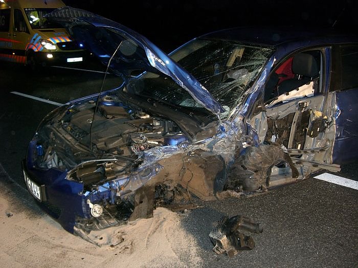 Bild: Crash auf der Bundesstra&szlig;e