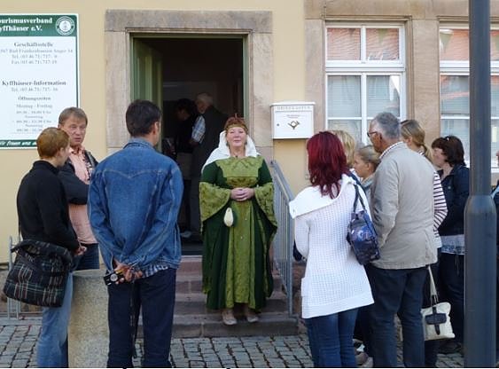 Bild: &Ouml;ffentliche Stadtf&uuml;hrung zum Historischen Bauernmarkt