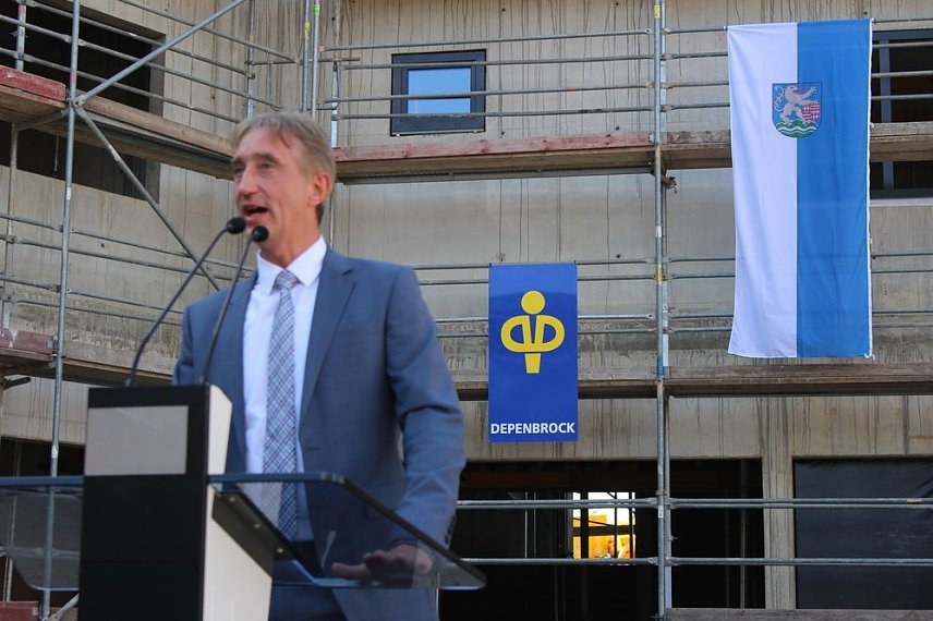 Bild: Richtfest an Gemeinschaftsschule gefeiert