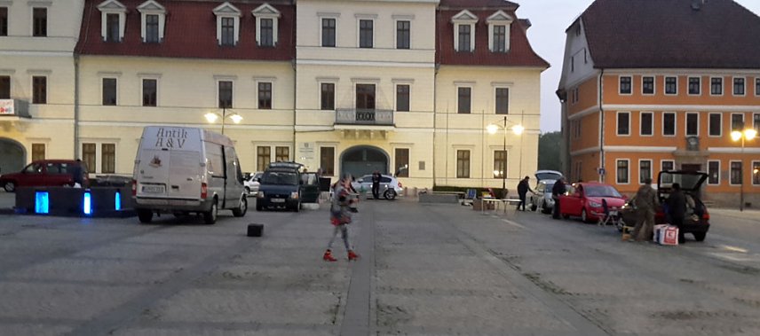 Bild: Erfolgreicher Tr&ouml;delmarkt in Sondershausen