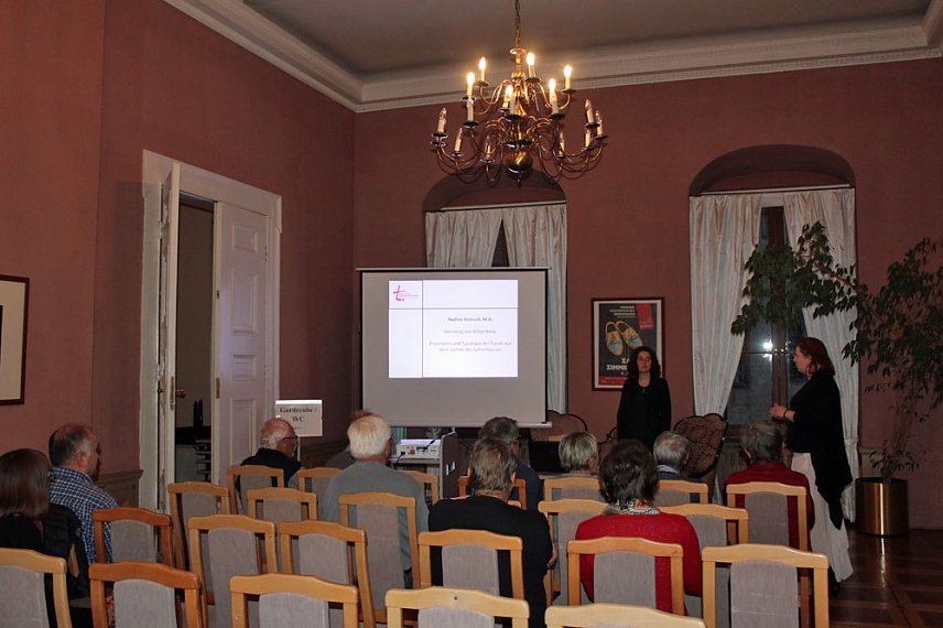 Bild: "Aufgeschlossen" im Schloss