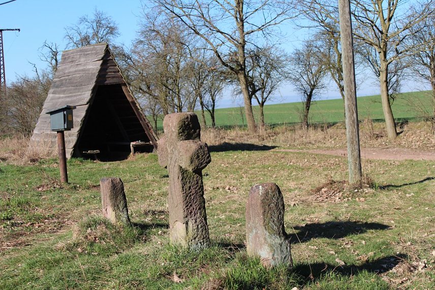 Bild: Naturpark l&auml;dt zu einer Wanderung zu den Glockensteinen