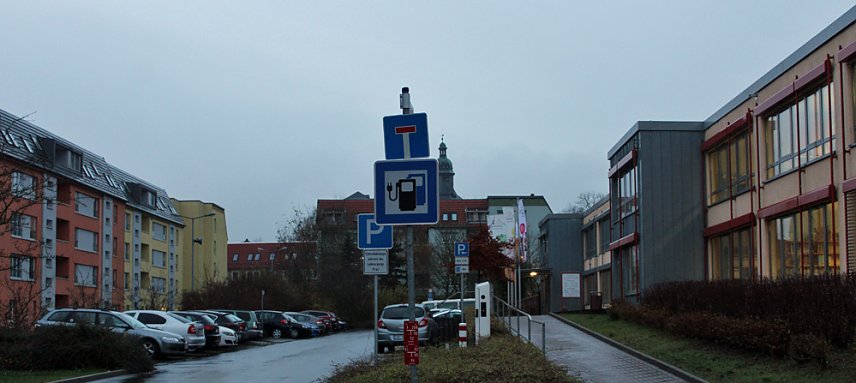 Bild: Neue Stromtankstelle entsteht