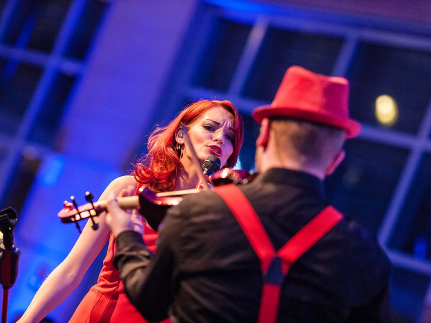 Bild: Weihnachten in Familie � ANNRED in concert