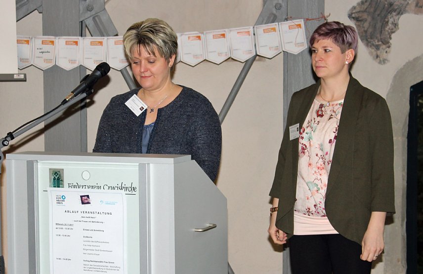 Bild: Im Zentrum der Aufmerksamkeit - Behinderte Menschen