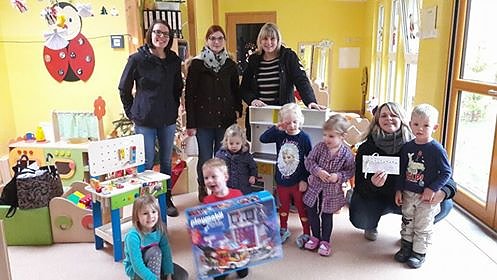 Bild: "Reinsdorfer Zwergenmarkt-Team bringt Kinderaugen zum leuchten"