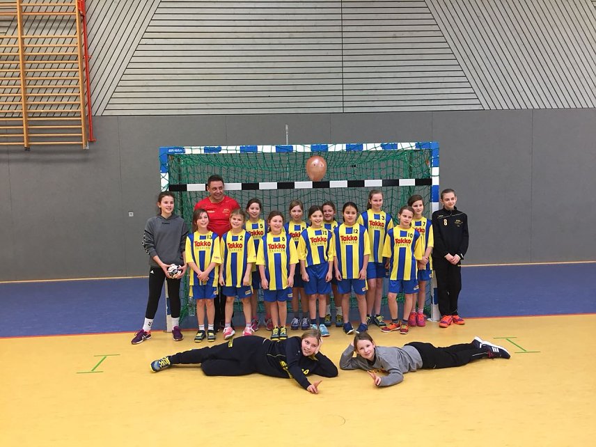 Bild: Die Handballhexen weiter auf Erfolgskurs