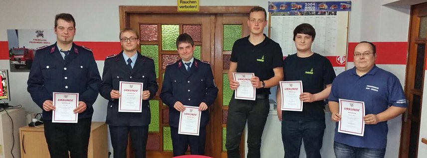 Bild: Gute Bilanz bei der Feuerwehr