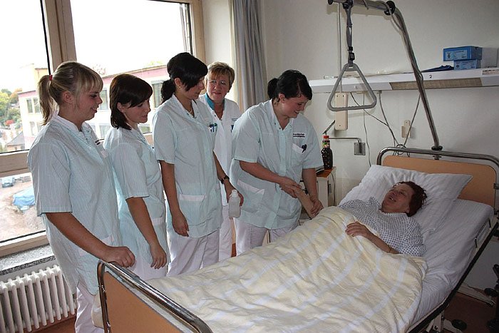 Bild: Ausbildung im DRK Krankenhaus Sondershausen