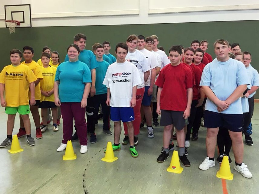 Bild: Handballturnier im Staatlich Regionalen F&ouml;rderzentrum
