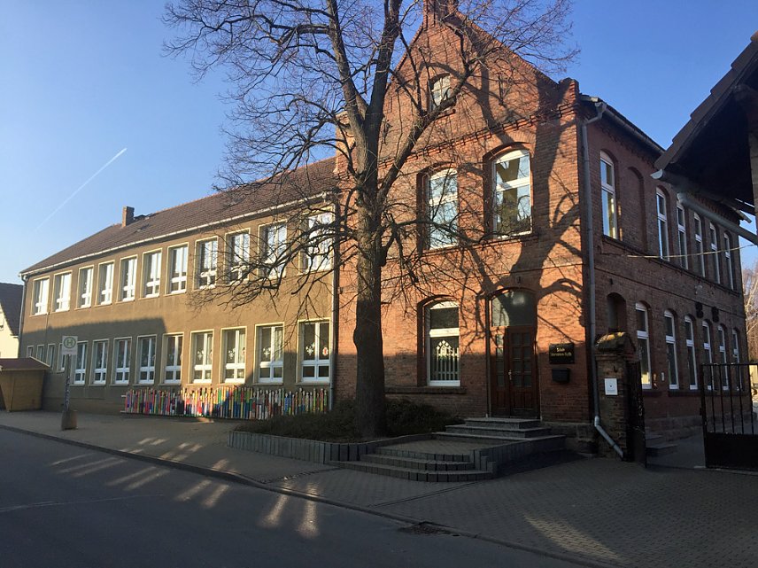 Bild: Die Grundschule Udersleben &auml;u&szlig;ert sich!!!