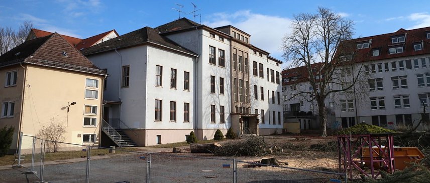 Bild: Abriss und Neubau statt Sanierung - das Humboldt Gymnasium wird abgerissen
