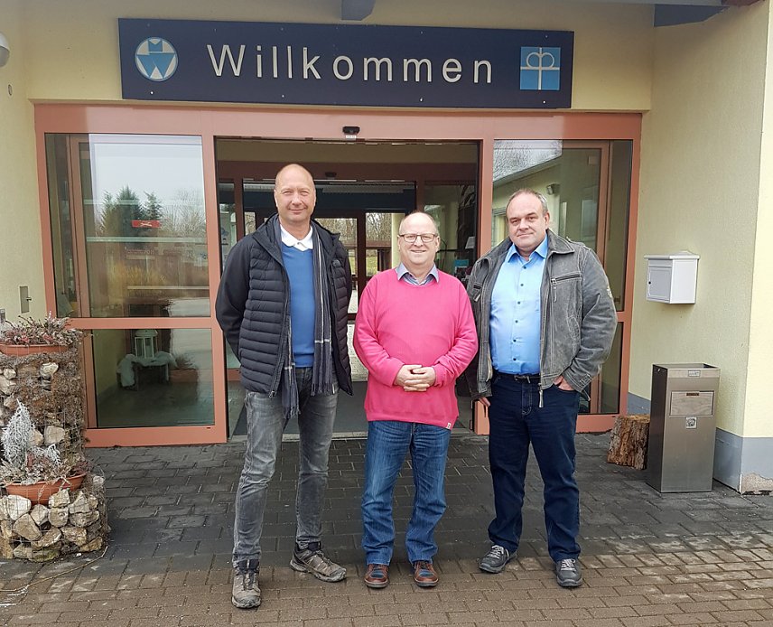 Bild: Eine Wahlkampftour ist wie Blumenpfl&uuml;cken �