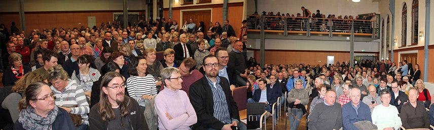 Bild: Stadtratssitzung Podiumsdiskussion