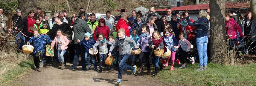 Bild: Ostereiersuche in Ro&szlig;leben