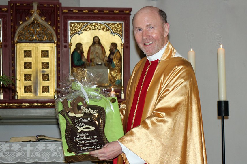Bild: Jubil&auml;um seiner 40j&auml;hrigen Priesterweihe