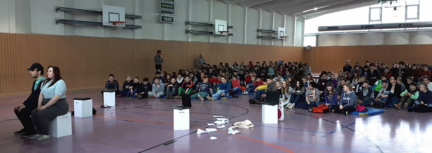 Bild: Klick & Kill � Pr&auml;ventionstheater an der Borlachschule