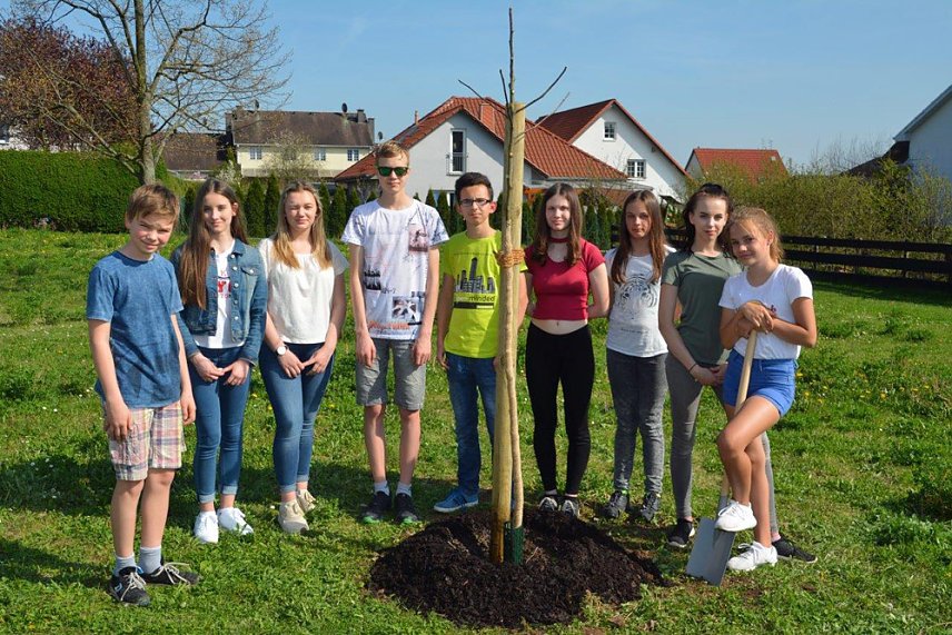 Bild: Jugendweihebaum 2018 gepflanzt