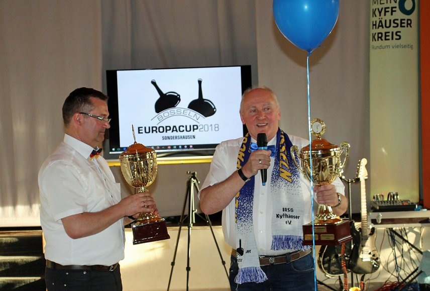 Bild: 1. Europacup im Bosseln feierlich er&ouml;ffnet