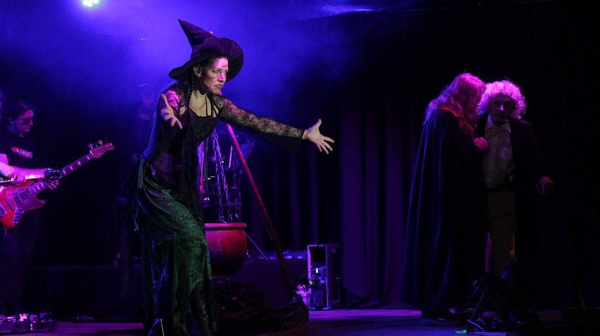 Bild: Faust - die Rockoper auf dem Heringer Schlossfest