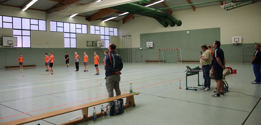 Bild: Handballligen kommen ins Laufen