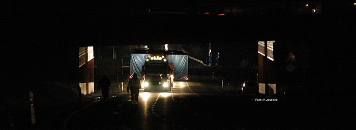 Bild: 400 Tonnen unterwegs