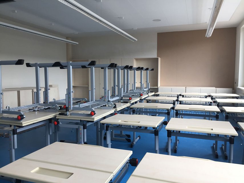 Bild: Besuch des neuen Gymnasiums in Bad Frankenhausen
