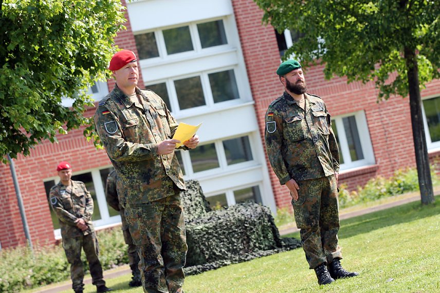 Bild: Soldaten aus vier Standorten
