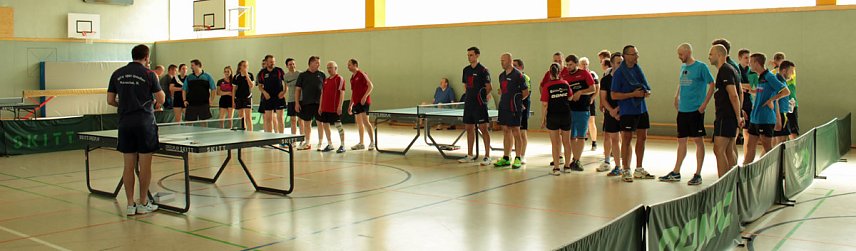 Bild: Hochklassiges Tischtennis beim 13. Greu&szlig;ener Salami-Cup