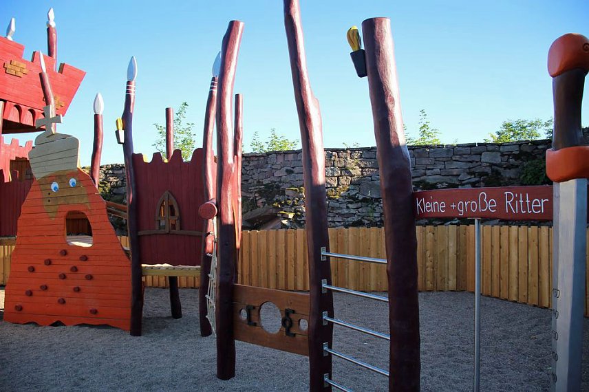Bild: Neuer Spielplatz am Kyffh&auml;userdenkmal