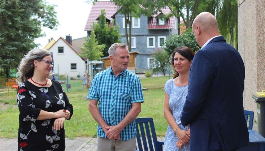 Bild: Als Th&uuml;ringer Eltern Kind Zentrum geehrt