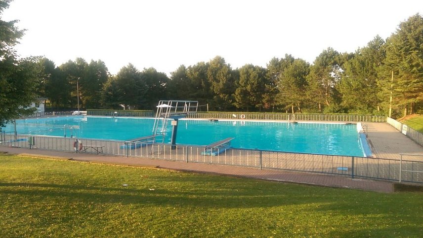Bild: 24-h-Schwimmen im Freibad Gro&szlig;furra in Vorbereitung