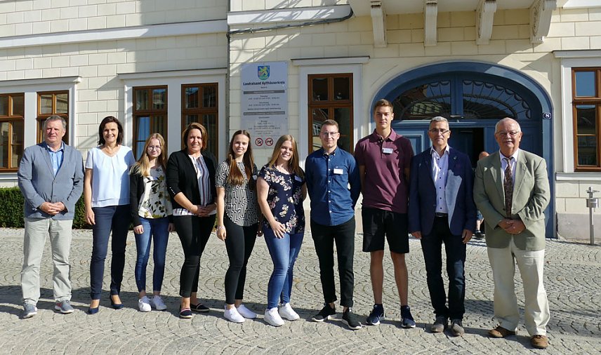 Bild: Ausbildungsbeginn im Landratsamt