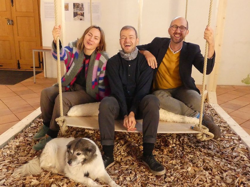 Bild: Meditativer Spielplatz in der Kirche