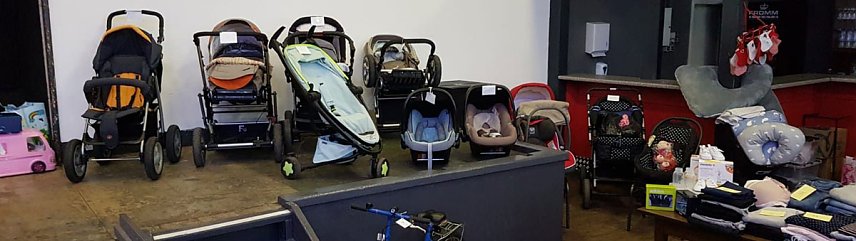 Bild: Im Klubhaus Stock&acute;sen Kindersachenbasar