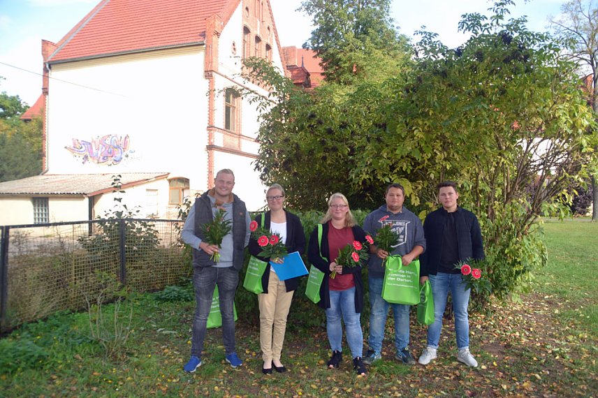 Bild: Landwirte, Hauswirtschafter und G&auml;rtner erhalten Zeugnisse