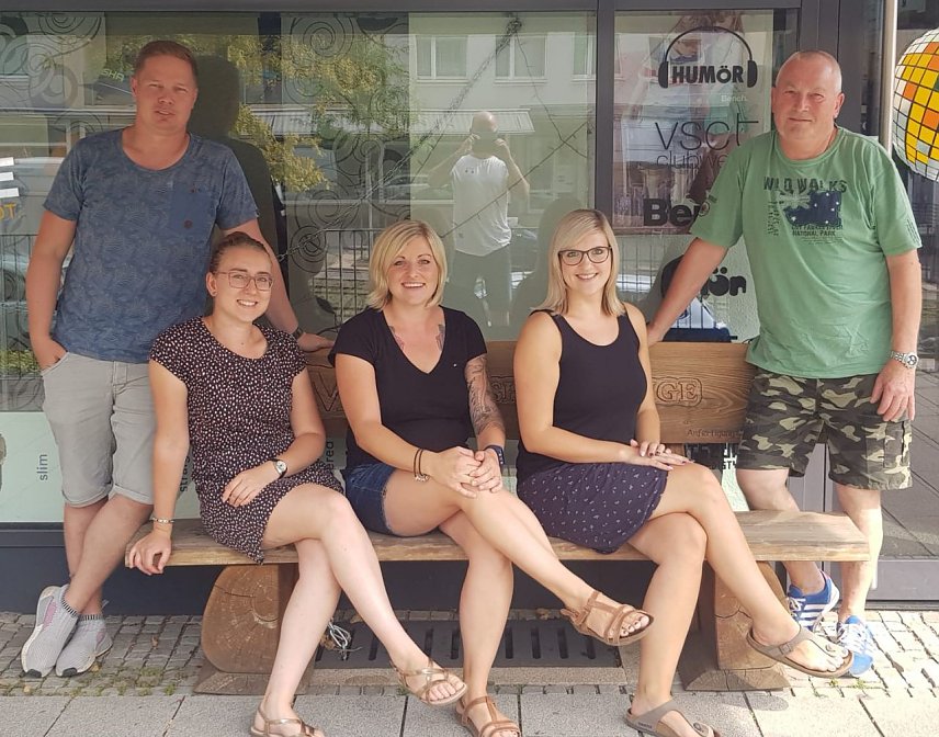 Bild: Ein Organisationsteam rund um Pr&auml;sidentin Mandy Henning ist flei&szlig;ig bei der Arbeit und freut sich ganz besonders &uuml;ber die Unterst&uuml;tzung von Marco Oberb&uuml;chler.